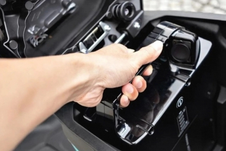 sạc pin xe đạp điện đúng cách
