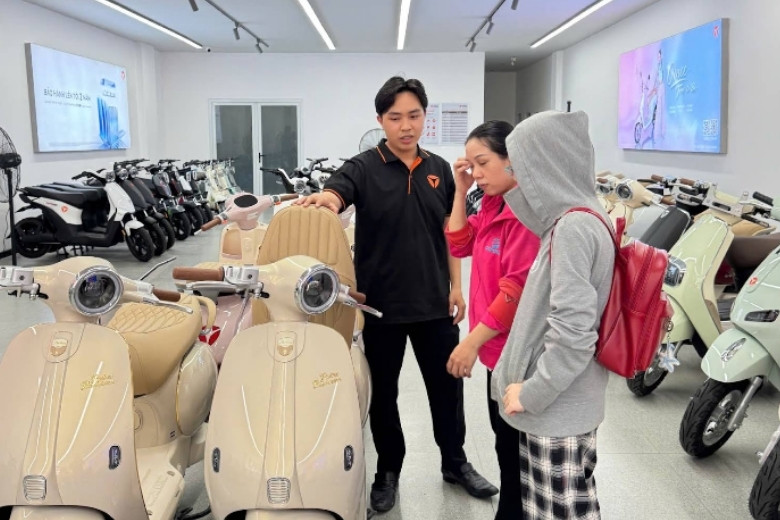YADEA Plus Kha Vạn Cân