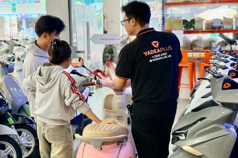YADEA Plus Kha Vạn Cân