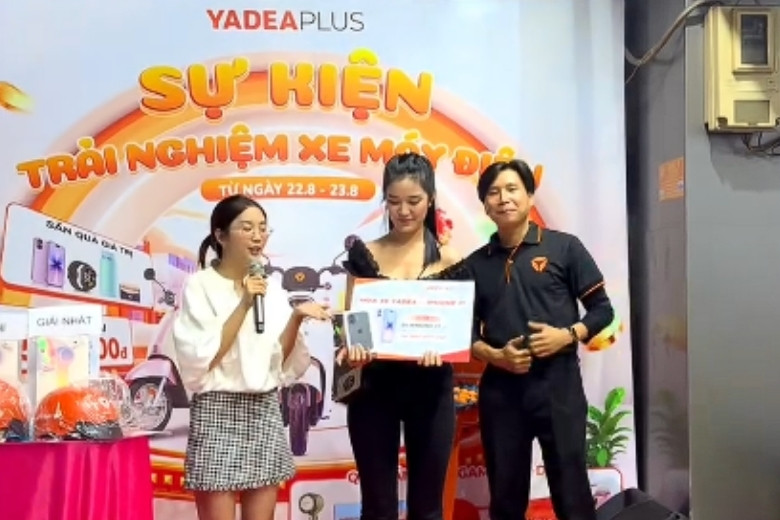 lái thử xe điện Yadea Thủ Đức