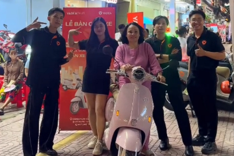 lái thử xe điện Yadea Thủ Đức